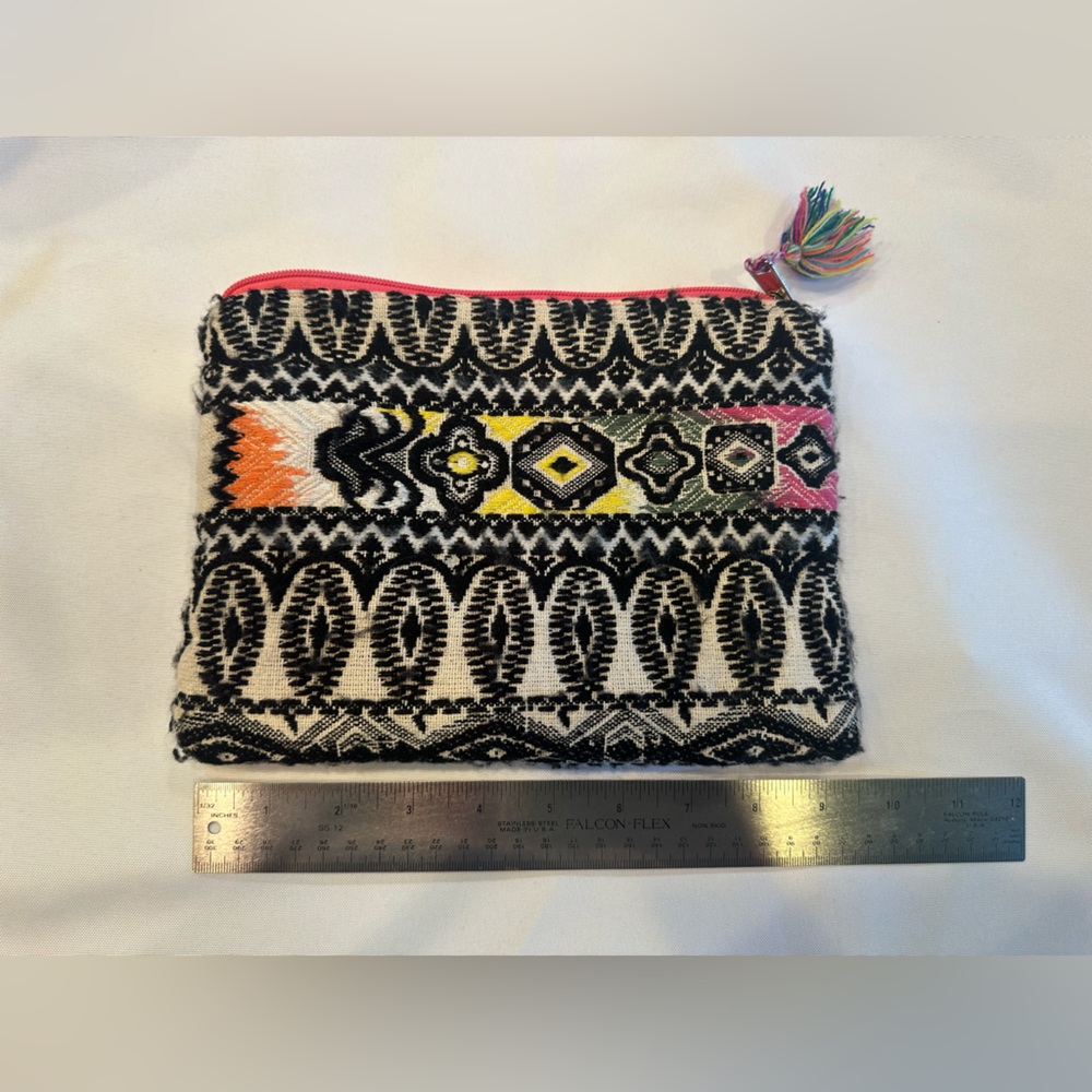 Multicolor Patterned Clutch - image 7